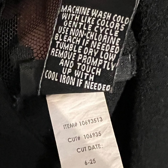 EUC | Torrid | Polka Dot Mesh Inset Top | Size 10 (M/L) - Picture 5 of 5